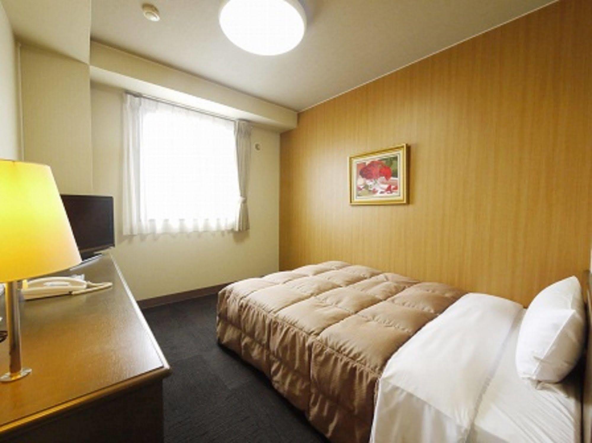 Hotel Route-Inn Komoro Bagian luar foto